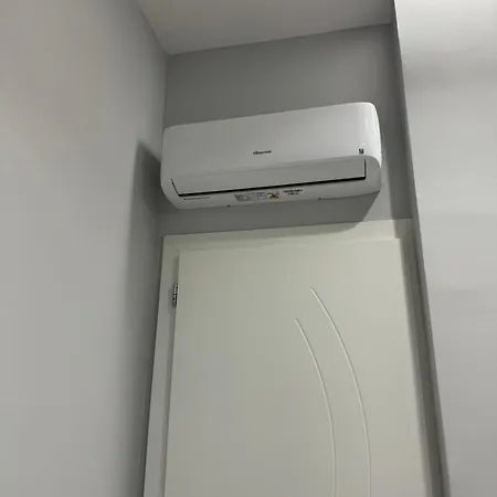 Centre *